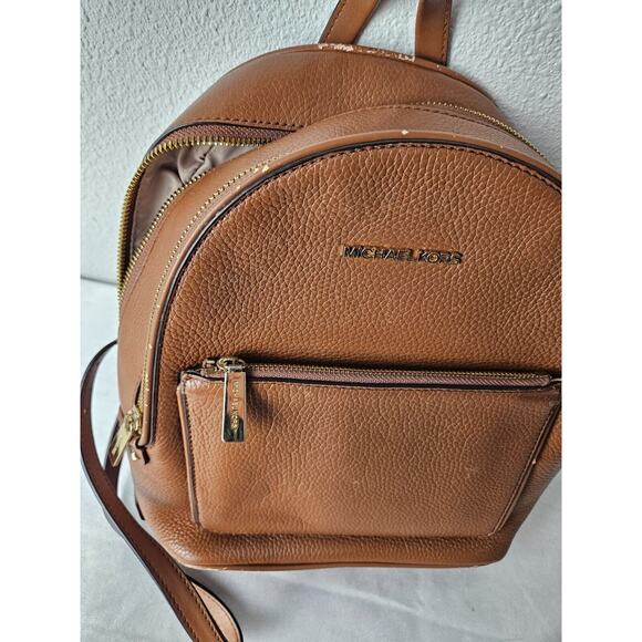 Michael Kors Rhea Zip Medium Leather Backpack brown pebbled leather - Picture 4 of 8